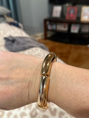 Gold-Tone Chunky Stretch Bracelet